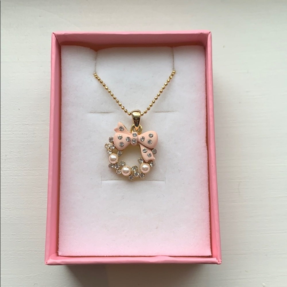 Pink Wreath Necklace